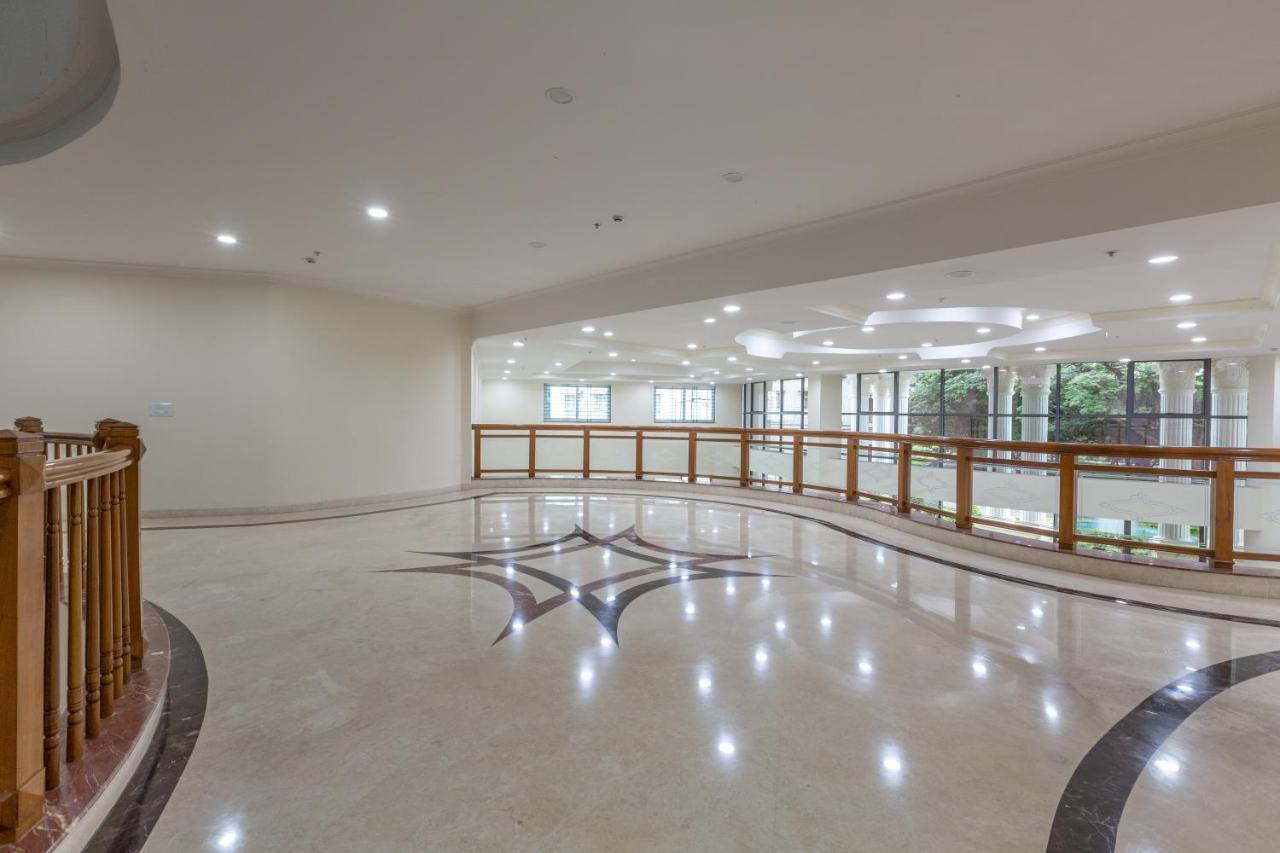 Kstdc Kumarakrupa Hotel Bangalore Extérieur photo